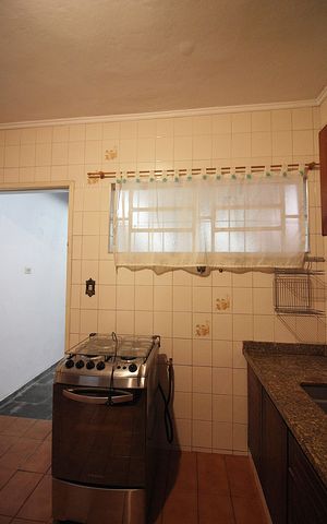 Casa à venda com 119m², 2 quartos e 2 vagasCozinha