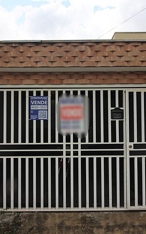 Casa à venda com 119m², 2 quartos e 2 vagasFachada
