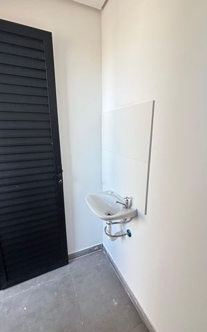Apartamento à venda com 106m², 2 quartos e 2 vagas Apartamento à venda com 106m², 2 quartos e 2 vagasCobertura - Banheiro