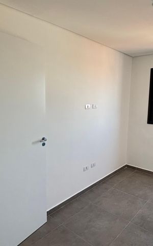 Apartamento à venda com 106m², 2 quartos e 2 vagas Apartamento à venda com 106m², 2 quartos e 2 vagasQuarto