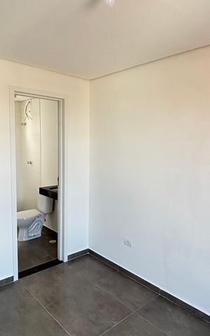 Apartamento à venda com 106m², 2 quartos e 2 vagas Apartamento à venda com 106m², 2 quartos e 2 vagasSuite