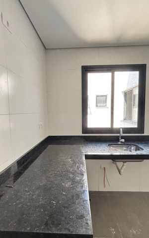 Apartamento à venda com 106m², 2 quartos e 2 vagas Apartamento à venda com 106m², 2 quartos e 2 vagasCozinha