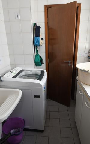 Apartamento à venda com 180m², 4 quartos e 2 vagasÁrea de Serviço