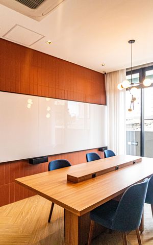 Apartamento à venda com 31m², 1 quarto e sem vaga Apartamento à venda com 31m², 1 quarto e sem vagaSala de Reunião