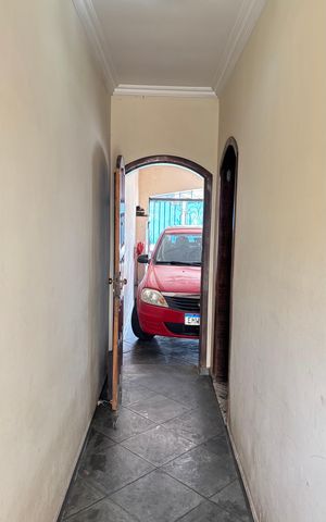 Casa à venda com 221m², 3 quartos e 2 vagas Casa à venda com 221m², 3 quartos e 2 vagasGaragem