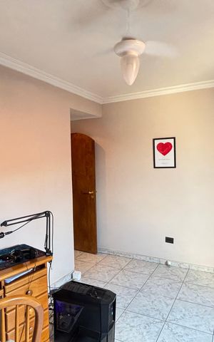 Casa à venda com 221m², 3 quartos e 2 vagas Casa à venda com 221m², 3 quartos e 2 vagasQuarto 2