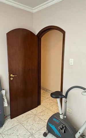 Casa à venda com 221m², 3 quartos e 2 vagas Casa à venda com 221m², 3 quartos e 2 vagasQuarto 1