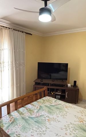 Casa à venda com 221m², 3 quartos e 2 vagas Casa à venda com 221m², 3 quartos e 2 vagasSuite