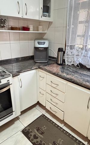 Casa à venda com 221m², 3 quartos e 2 vagas Casa à venda com 221m², 3 quartos e 2 vagasCozinha