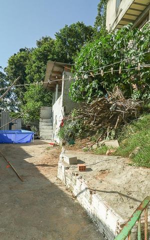 Casa à venda com 200m², 4 quartos e 1 vagaQuintal
