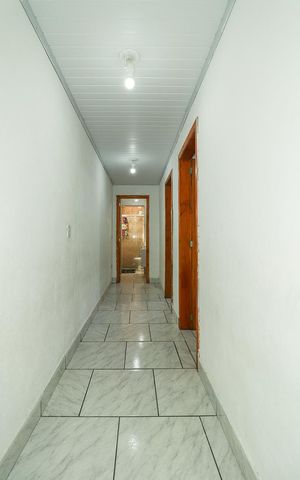Casa à venda com 200m², 4 quartos e 1 vagaCorredor