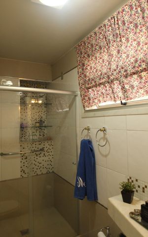 Apartamento à venda com 220m², 4 quartos e 1 vagaBanheiro 