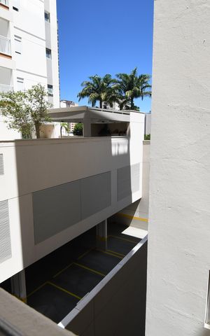 Apartamento à venda com 136m², 3 quartos e 2 vagasQuarto de Serviço - Vista
