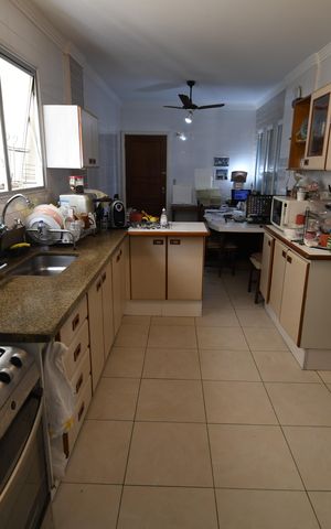Apartamento à venda com 136m², 3 quartos e 2 vagasCozinha