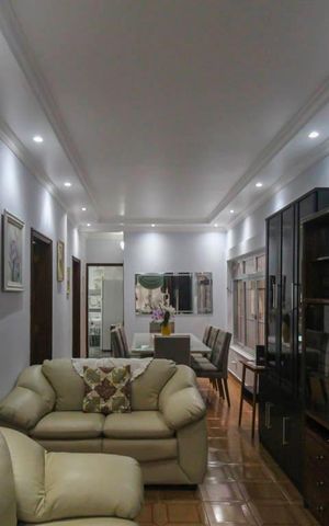 Casa à venda com 290m², 6 quartos e 3 vagas Casa à venda com 290m², 6 quartos e 3 vagasSala 2