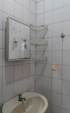 Casa à venda com 290m², 6 quartos e 3 vagas Casa à venda com 290m², 6 quartos e 3 vagasBanheiro de serviço