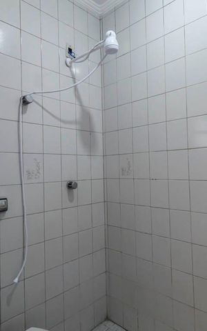 Casa à venda com 290m², 6 quartos e 3 vagas Casa à venda com 290m², 6 quartos e 3 vagasBanheiro de serviço