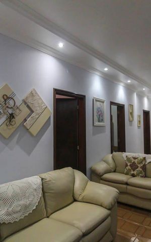 Casa à venda com 290m², 6 quartos e 3 vagas Casa à venda com 290m², 6 quartos e 3 vagasSala 2