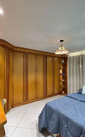 Apartamento à venda com 190m², 3 quartos e 2 vagas Apartamento à venda com 190m², 3 quartos e 2 vagasSuíte 2