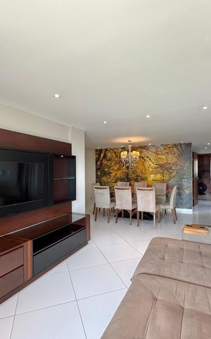 Apartamento à venda com 190m², 3 quartos e 2 vagas Apartamento à venda com 190m², 3 quartos e 2 vagasSala