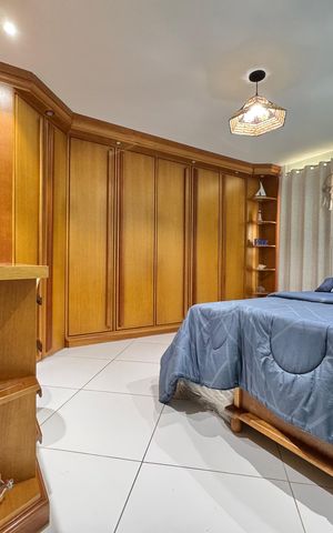 Apartamento à venda com 190m², 3 quartos e 2 vagas Apartamento à venda com 190m², 3 quartos e 2 vagasSuíte 2