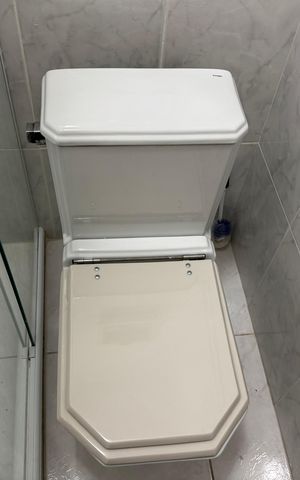 Apartamento à venda com 190m², 3 quartos e 2 vagas Apartamento à venda com 190m², 3 quartos e 2 vagasBanheiro Social