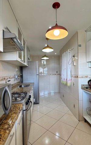 Apartamento à venda com 190m², 3 quartos e 2 vagas Apartamento à venda com 190m², 3 quartos e 2 vagasCozinha