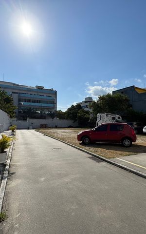 Apartamento à venda com 190m², 3 quartos e 2 vagas Apartamento à venda com 190m², 3 quartos e 2 vagasÁrea comum