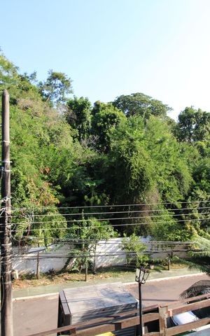 Casa de condomínio à venda com 229m², 4 quartos e 2 vagasSala - Vista