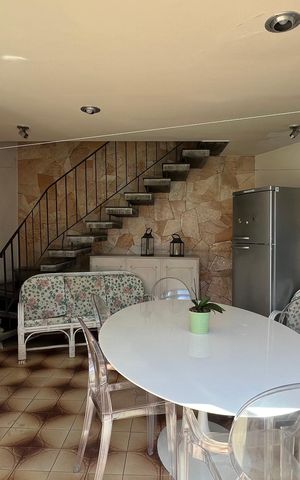 Casa para alugar com 485m², 4 quartos e 4 vagas Casa para alugar com 485m², 4 quartos e 4 vagasÁrea comum - Salão