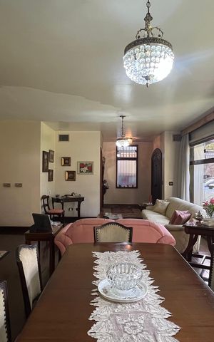 Casa para alugar com 485m², 4 quartos e 4 vagas Casa para alugar com 485m², 4 quartos e 4 vagasSala de Jantar
