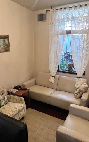 Casa para alugar com 485m², 4 quartos e 4 vagas Casa para alugar com 485m², 4 quartos e 4 vagasSala de TV