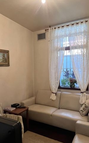Casa para alugar com 485m², 4 quartos e 4 vagas Casa para alugar com 485m², 4 quartos e 4 vagasSala de TV
