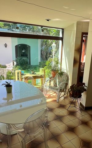 Casa para alugar com 485m², 4 quartos e 4 vagas Casa para alugar com 485m², 4 quartos e 4 vagasÁrea comum - Salão