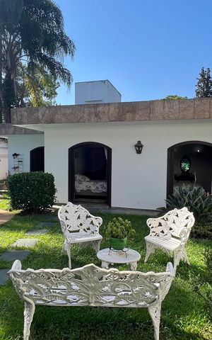 Casa para alugar com 485m², 4 quartos e 4 vagas Casa para alugar com 485m², 4 quartos e 4 vagasQuintal