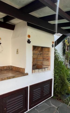 Casa para alugar com 485m², 4 quartos e 4 vagas Casa para alugar com 485m², 4 quartos e 4 vagasChurrasqueira