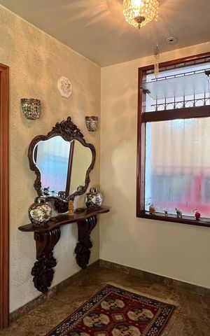 Casa para alugar com 485m², 4 quartos e 4 vagas Casa para alugar com 485m², 4 quartos e 4 vagasSala