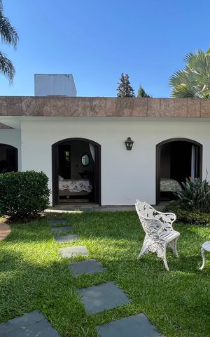 Casa para alugar com 485m², 4 quartos e 4 vagas Casa para alugar com 485m², 4 quartos e 4 vagasQuintal