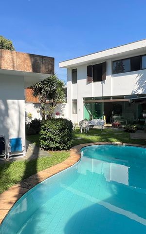 Casa para alugar com 485m², 4 quartos e 4 vagas Casa para alugar com 485m², 4 quartos e 4 vagasPiscina