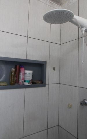 Casa à venda com 186m², 3 quartos e 1 vagaBanheiro 2