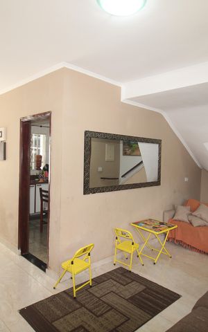 Casa à venda com 186m², 3 quartos e 1 vagaSala
