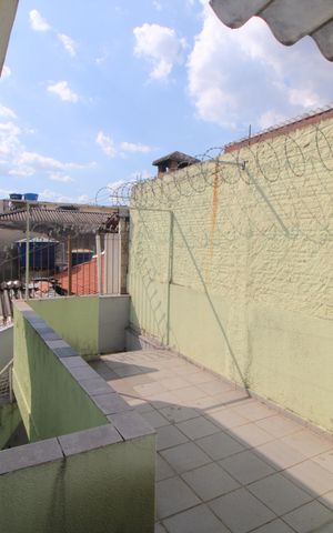 Casa à venda com 186m², 3 quartos e 1 vagaÁrea de Serviço