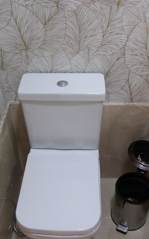 Casa de condomínio à venda com 380m², 4 quartos e 3 vagasBanheiro 1
