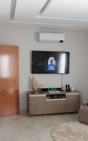 Casa de condomínio à venda com 380m², 4 quartos e 3 vagasSuíte 2