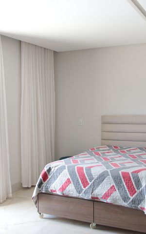 Casa de condomínio à venda com 380m², 4 quartos e 3 vagasSuíte 2