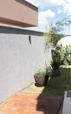 Casa de condomínio à venda com 380m², 4 quartos e 3 vagasQuintal