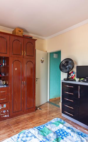 Casa à venda com 134m², 3 quartos e 2 vagas Casa à venda com 134m², 3 quartos e 2 vagasQuarto 1