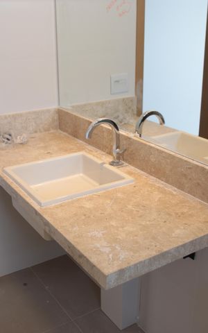 Apartamento para alugar com 326m², 4 quartos e 4 vagasBanheiro da Suíte 2