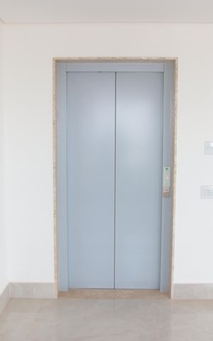 Apartamento para alugar com 326m², 4 quartos e 4 vagasSala