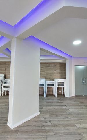 Apartamento à venda com 48m², 2 quartos e 1 vaga Apartamento à venda com 48m², 2 quartos e 1 vagaÁrea comum - Salão de Festas